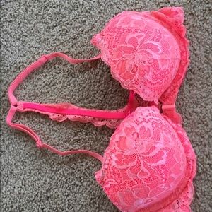 VS Bras